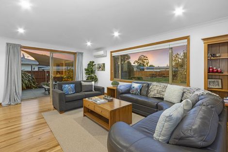 Photo of property in 11 Greers Road, Ilam, Christchurch, 8041