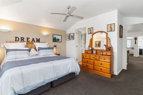 Photo of property in 1/26 Oakwood Grove, Eastern Beach, Auckland, 2012