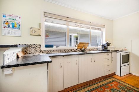 Photo of property in 37 Mckean Avenue, Manurewa, Auckland, 2102