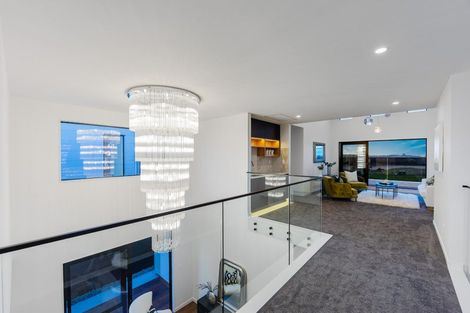 Photo of property in 218 Vaughans Road, Long Bay, Auckland, 0792