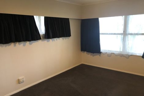 Photo of property in 3 Halberg Street, Papakura, 2110
