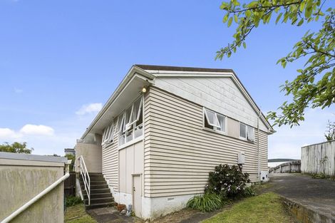 Photo of property in 8 Turkington Street, Tawa, Wellington, 5028