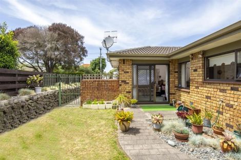 Photo of property in 1/37 Golf Road, Mount Maunganui, 3116
