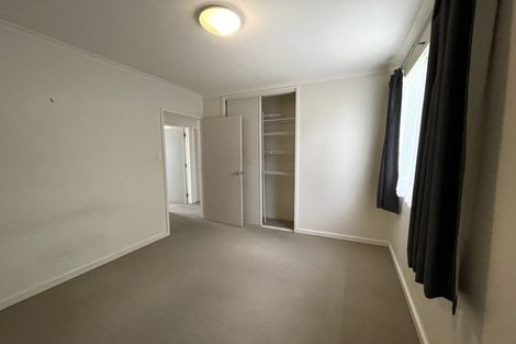 Photo of property in 2/3 Seine Road, Forrest Hill, Auckland, 0620