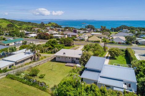 Photo of property in 186 State Highway 10, Coopers Beach, 0420