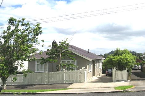 Photo of property in 4 Rahiri Road, Mount Eden, Auckland, 1024