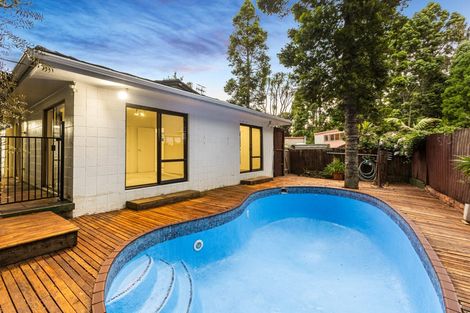 Photo of property in 41 Mappin Place, Chatswood, Auckland, 0626