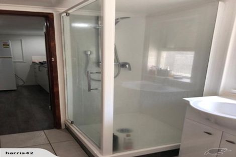 Photo of property in 2/1255 Dominion Extension, Mount Roskill, Auckland, 1041