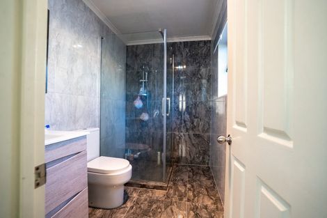 Photo of property in 63 Castlefinn Drive, Weymouth, Auckland, 2103