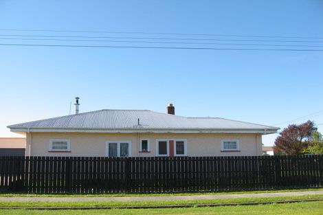 Photo of property in 45 Wakefield Street, Westport, 7825