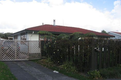 Photo of property in 17 Otaki Place, Westbrook, Palmerston North, 4412