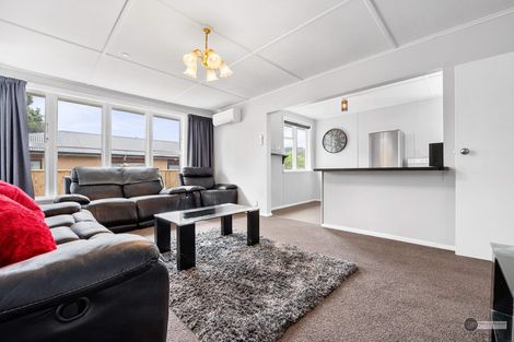 Photo of property in 28a Palmer Crescent, Silverstream, Upper Hutt, 5019