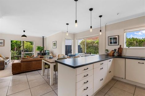 Photo of property in 82 Lytton Street, Glenholme, Rotorua, 3010