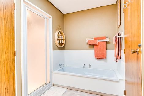 Photo of property in 38 Southwark Avenue, Tamatea, Napier, 4112