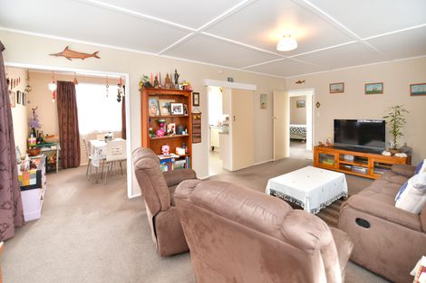 Photo of property in 31 Hillcrest Road, Hatfields Beach, Orewa, 0931