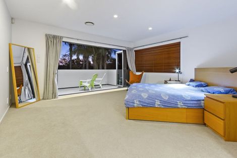 Photo of property in 8 Monkton Close, Greenhithe, Auckland, 0632