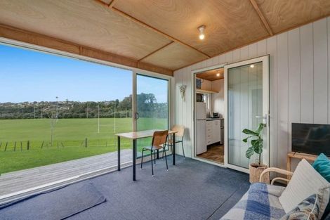 Photo of property in 10 Rimu Road, Stanmore Bay, Whangaparaoa, 0932