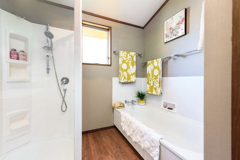 Photo of property in 9 Bayview Street, Te Puke, 3119