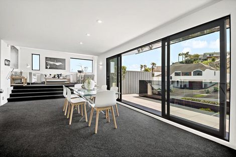 Photo of property in 1/58 The Parade, Bucklands Beach, Auckland, 2012