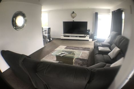 Photo of property in 63 Greenmeadows Avenue, Manurewa East, Auckland, 2102