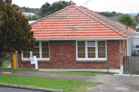 Photo of property in 39 Karaka Street, Helensville, 0800