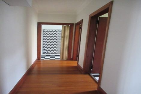 Photo of property in 362 Oxford Street, Levin, 5510