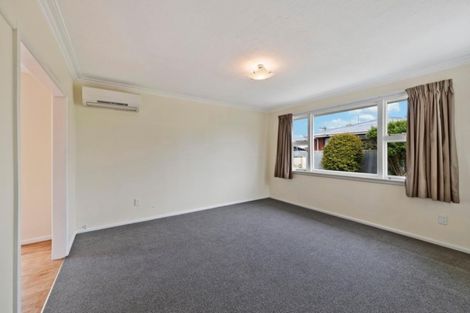 Photo of property in 33 Cunningham Place, Halswell, Christchurch, 8025