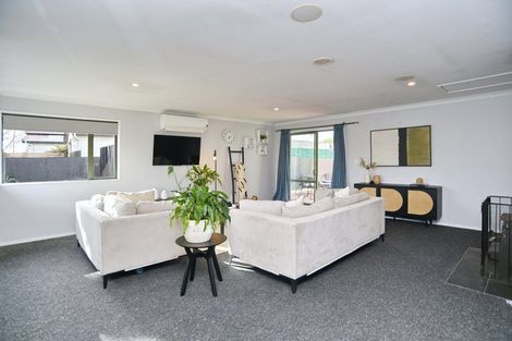 Photo of property in 54 Bush Street, Rangiora, 7400