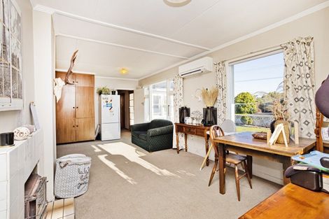 Photo of property in 66 Bullar Street, Grasmere, Invercargill, 9810