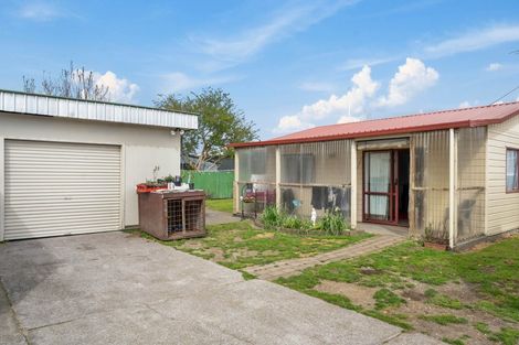 Photo of property in 18 Fenruss Street, Fairy Springs, Rotorua, 3015