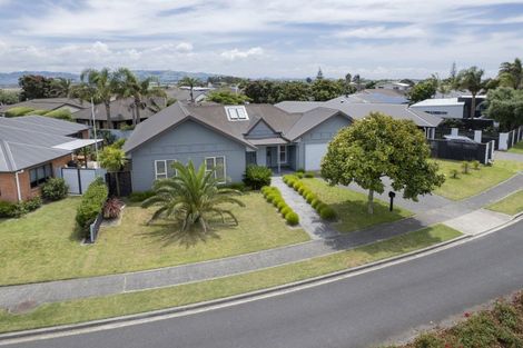 Photo of property in 28 Nautilus Drive, Papamoa Beach, Papamoa, 3118