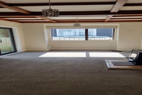 Photo of property in 86 Beach Road, Waihi Beach, 3611