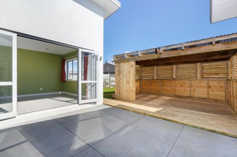 Photo of property in 16 Coral Drive, Papamoa Beach, Papamoa, 3118