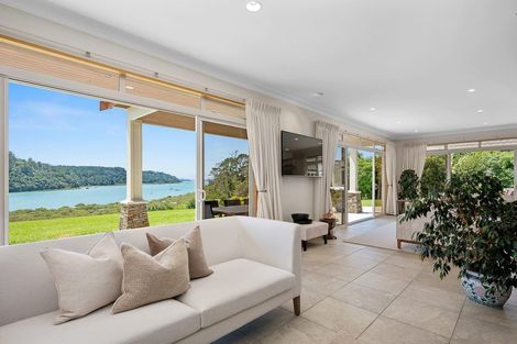 Photo of property in 109 Warman Road, Okura, Auckland, 0792