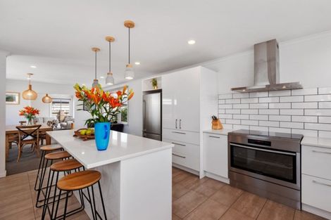 Photo of property in 1/6 Penhelig Place, Burnside, Christchurch, 8053