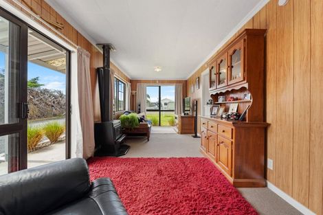 Photo of property in 5 Linklater Avenue, Foxton Beach, Foxton, 4815