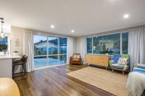 Photo of property in 19 David Street, Waikanae, 5036