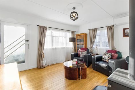 Photo of property in 17 High Street, Waimate, 7924