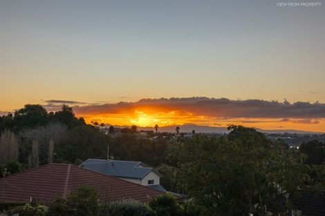 Photo of property in 20 Bayvista Close, Welcome Bay, Tauranga, 3112