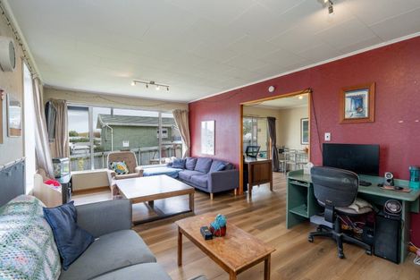 Photo of property in 73 Dunbeath Crescent, Kew, Invercargill, 9812