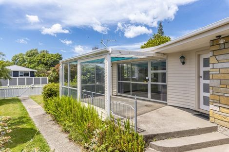 Photo of property in 84 Donovan Road, Paraparaumu Beach, Paraparaumu, 5032