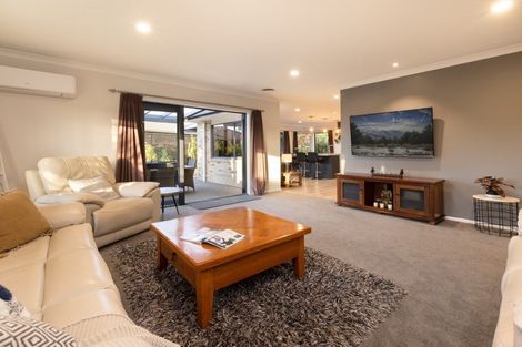 Photo of property in 12 Arrowfield Drive, Pyes Pa, Tauranga, 3112