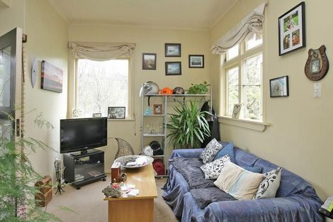 Photo of property in 98 Nairn Street, Mount Cook, Wellington, 6011