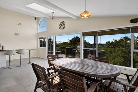 Photo of property in 38 Douglas Street, Hawera, 4610