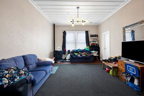 Photo of property in 221a South Road, Hawera, 4610