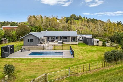 Photo of property in 538 Whangaripo Valley Road, Whangaripo, Wellsford, 0972