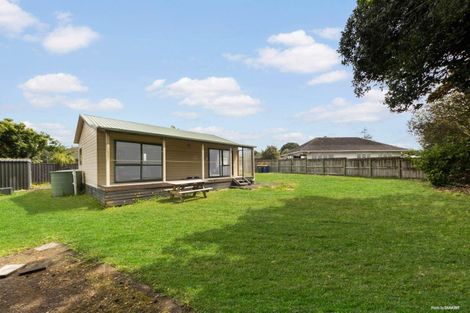 Photo of property in 11a Kervil Avenue, Te Atatu Peninsula, Auckland, 0610