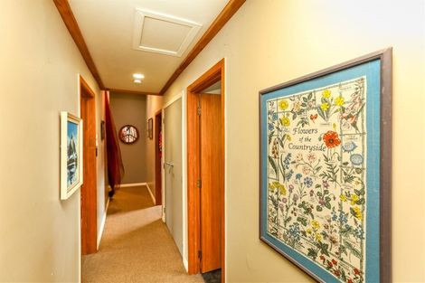 Photo of property in 28 Bulteel Street, New Plymouth, 4310