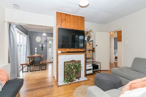 Photo of property in 2 Haultain Street, Fairfield, Hamilton, 3214