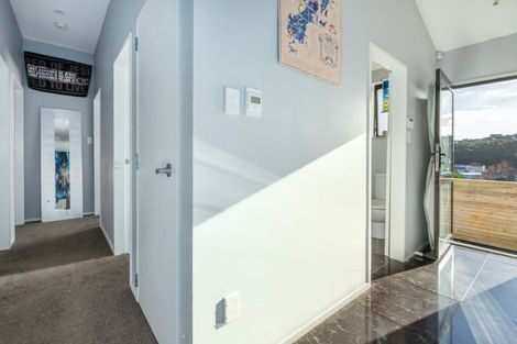 Photo of property in 10 Hereford Street, Cannons Creek, Porirua, 5024